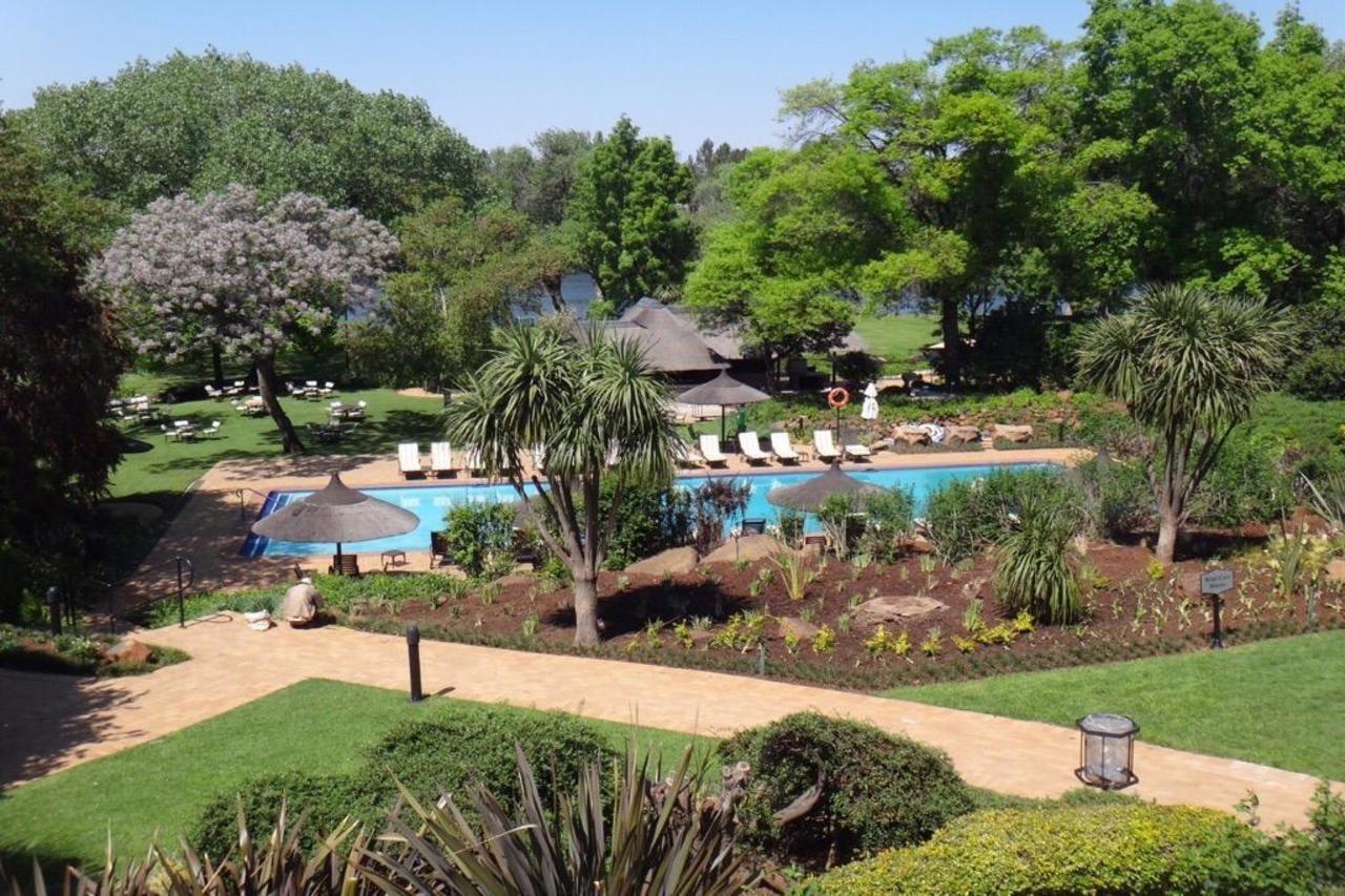 Riverside Sun Vanderbijlpark Exterior photo